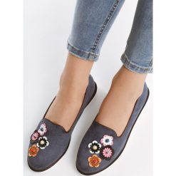 Granatowe Lordsy Can't Give It Up. Niebieskie lordsy damskie Multu, bez obcasa. Za 29,99 zł.