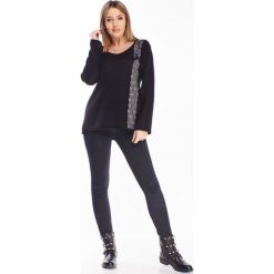 Sweter z koronkowym lampasem czarny. Czarne swetry damskie z koronki. Za 87,53 zł.