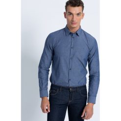 Trussardi Jeans - Koszula. Niebieskie koszule męskie Trussardi Jeans, bez wzorów, z bawełny, klasyczne, z włoskim kołnierzykiem, z długim rękawem. W wyprzedaży za 199,90 zł.