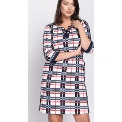 Granatowa Sukienka Symmetry. Niebieskie sukienki hiszpanki Born2be, mini. Za 44,99 zł.