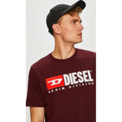 Diesel - T-shirt/polo T.JUST.DIVISION.0CATJ. Brązowe koszulki polo Diesel, l, z aplikacjami, z dzianiny. Za 279,90 zł.