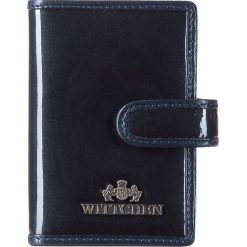 Etui na karty kredytowe. Czerwone etui damskie Wittchen, ze skóry. W wyprzedaży za 115,90 zł.