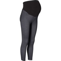 Legginsy ciążowe ocieplane w optyce dżinsowych bonprix czarny. Czarne legginsy ciążowe bonprix, w paski, z denimu. Za 109,99 zł.