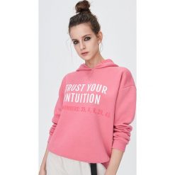 Bluza z kapturem - Różowy. Różowe bluzy damskie Sinsay, s, bez wzorów, bez rękawów, z kapturem. Za 59,99 zł.