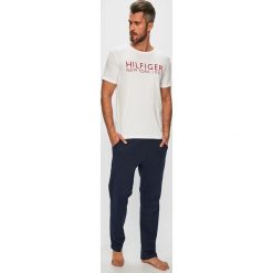 Tommy Hilfiger - Piżama. Niebieskie piżamy męskie TOMMY HILFIGER, s, z nadrukiem, z bawełny, bez rękawów. W wyprzedaży za 219,90 zł.