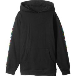 Bluza z kapturem bonprix czarny. Czarne bluzy chłopięce bonprix, w paski, sportowe, bez rękawów, z kapturem. Za 59,99 zł.