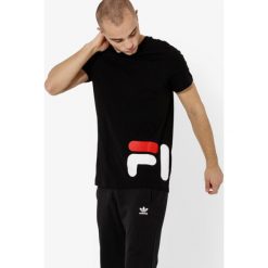 Fila Koszulka Ss Eamon Tee Ss , czarny, rozmiar L. Czarne koszulki męskie Fila, m, bez wzorów, z tkaniny, bez kołnierzyka, bez rękawów. W wyprzedaży za 99,99 zł.