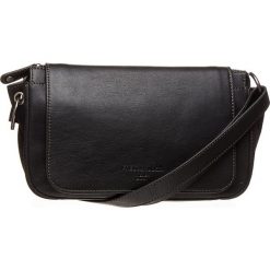 Skórzana torebka w kolorze czarnym - 29 x 18 x 11 cm. Czarne torebki klasyczne damskie FREDsBRUDER, w paski, ze skóry, na ramię, bez dodatków. W wyprzedaży za 300,95 zł.