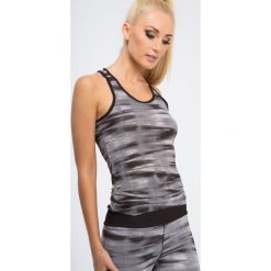 Czarny top sportowy T001. Czarne topy sportowe damskie marki Fasardi, l. Za 39,00 zł.