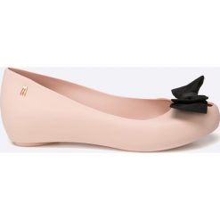Melissa - Baleriny Ultragirl Sweet X. Różowe baleriny damskie marki Melissa, z materiału. W wyprzedaży za 199,90 zł.