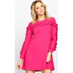 Fuksjowa Sukienka Ruffle Sleeves. Różowe długie sukienki marki Born2be, s, z falbankami, z długim rękawem, rozkloszowane. Za 29,99 zł.