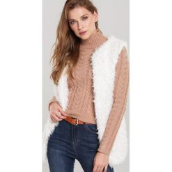 Biała Kamizelka Rapid Wind. Białe kamizelki damskie Renee, xl, z futra, krótkie. Za 79,99 zł.