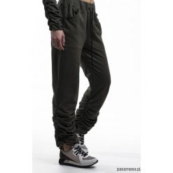 Spodnie dresowe damskie: Spodnie dresowe RUFFLE khaki z wysokim stanem.