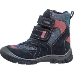 Botki zimowe w kolorze granatowo-niebieskim. Niebieskie buciki niemowlęce Primigi, na zimę, z materiału, bez zapięcia. W wyprzedaży za 209,95 zł.