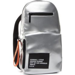 Plecak KENDALL + KYLIE - KK-HBKK-419-0001-30 Silver. Szare plecaki damskie bez wzorów, ze skóry ekologicznej, młodzieżowe. W wyprzedaży za 169,00 zł.