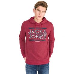 Jack & Jones New Gerard Bluza Czerwony. Czerwone bluzy męskie Jack & Jones, l, z haftami, z bawełny, bez kołnierzyka, bez rękawów, bez kaptura. Za 175,95 zł.