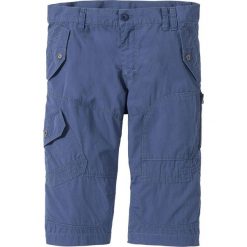Długie bermudy Regular Fit bonprix indygo. Niebieskie spodenki i szorty męskie bonprix, m, bez wzorów, długie. Za 124,99 zł.