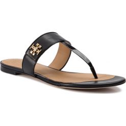 Japonki TORY BURCH - Kira Thong Sandal 55263 Perfect Black/Perfect Black 004. Czarne klapki damskie Tory Burch, bez wzorów, ze skóry ekologicznej, bez obcasa, na obcasie. W wyprzedaży za 599,00 zł.