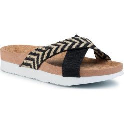 Klapki GIOSEPPO - Newport 59365 Black. Czarne klapki damskie Gioseppo, bez wzorów, z tworzywa sztucznego, bez obcasa. W wyprzedaży za 109,00 zł.