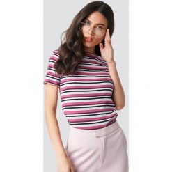 NA-KD T-shirt w paski - Purple,Multicolor. Fioletowe t-shirty damskie NA-KD, w paski, z dzianiny, z okrągłym kołnierzem. Za 60,95 zł.
