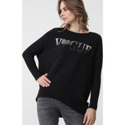 Czarny Sweter Macfarlane. Czarne swetry damskie Born2be, xl, z aplikacjami, z dzianiny. Za 119,99 zł.