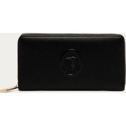 Trussardi Jeans - Portfel. Czarne portfele damskie Trussardi Jeans, bez wzorów, z bawełny. Za 339,90 zł.