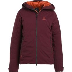 Haglöfs PROOF Kurtka snowboardowa aubergine. Czerwone kurtki sportowe damskie marki Haglöfs, s, z materiału. W wyprzedaży za 1511,20 zł.