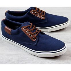 Tenisówki męskie casual granatowe N.E.W.S. Szare trampki męskie N.E.W.S., bez wzorów, casualowe, bez zapięcia. Za 50,00 zł.