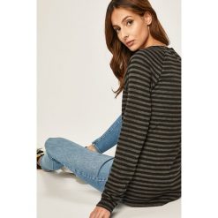 Answear - Bluzka. Czarne bluzki damskie ANSWEAR, na co dzień, s, bez wzorów, z bawełny, z okrągłym kołnierzem, z długim rękawem. W wyprzedaży za 69,90 zł.