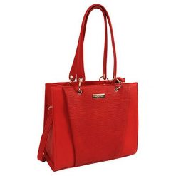 Doca 14533. Czerwone torebki klasyczne damskie Doca, bez wzorów, eleganckie, bez dodatków. W wyprzedaży za 234,00 zł.