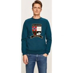 Tommy Hilfiger - Bluza. Szare bluzy męskie TOMMY HILFIGER, xl, z aplikacjami, z bawełny, z okrągłym kołnierzem, bez rękawów, bez kaptura. W wyprzedaży za 319,90 zł.
