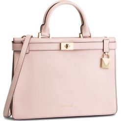 Torebka MICHAEL MICHAEL KORS - Tatiana 30F8GT0S2L Soft Pink. Różowe torebki klasyczne damskie MICHAEL Michael Kors, bez wzorów, ze skóry, klasyczne, bez dodatków. Za 1669,00 zł.