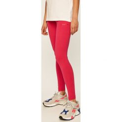 Diadora - Legginsy. Różowe spodnie damskie Diadora, s, z elastanu. Za 99,90 zł.