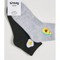 Skarpetki z aplikacją - Wielobarwny. Skarpetki damskie Sinsay, z aplikacjami. Za 9,99 zł.