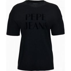 Pepe Jeans koszulka damska Cherie L, czarny. Czarne koszulki damskie l, z napisami, z bawełny, klasyczne. Za 199,00 zł.