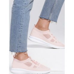 Różowe Buty Sportowe Competitor. Różowe buty sportowe damskie Inny, bez wzorów, sportowe. Za 69,99 zł.