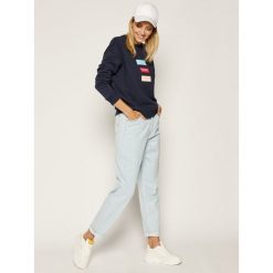 Bluza Tommy Jeans Tjm Modern Logo DW0DW07969. Niebieskie bluzy damskie Tommy Jeans, l, bez wzorów, z jeansu, bez rękawów, bez kaptura. W wyprzedaży za 239,00 zł.