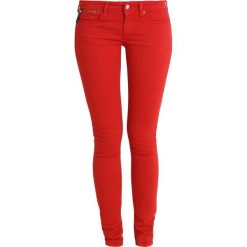 Replay LUZ COIN ZIP PANTS Jeans Skinny Fit red. Czerwone rurki damskie marki Selected Femme, z bawełny. Za 579,00 zł.
