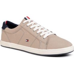 Tenisówki TOMMY HILFIGER - Iconic Long Lace Sneaker FM0FM01536AEP Stone BGE. Szare półbuty męskie TOMMY HILFIGER, na co dzień, bez wzorów, z gumy, bez zapięcia. Za 269,00 zł.