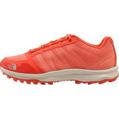 The North Face LITEWAVE FASTPACK Obuwie hikingowe red. Czerwone buty sportowe damskie marki The North Face, z materiału, outdoorowe. Za 349,00 zł.