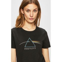 Only - Top. Czarne bluzki damskie ONLY, s, z nadrukiem, z bawełny, z okrągłym kołnierzem. W wyprzedaży za 69,90 zł.