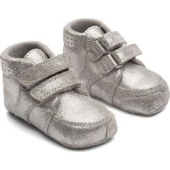 Buciki niemowlęce: Skórzane buty niemowlęce „Prewalker” w kolorze srebrnym