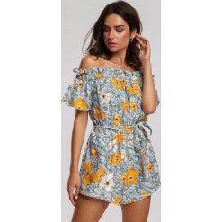 Zielony Kombinezon Twisted Princess. Zielone kombinezony damskie other, w paski, eleganckie, z krótkim rękawem, krótkie. Za 39,99 zł.