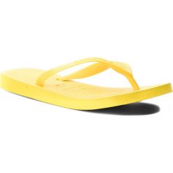 Japonki HAVAIANAS - Top 40000292197 Citrus Yellow. Żółte klapki damskie Havaianas, bez wzorów, z tworzywa sztucznego, bez obcasa. W wyprzedaży za 69,00 zł.