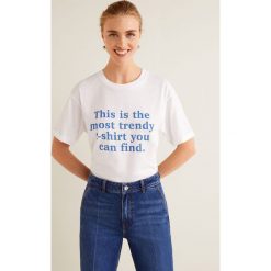 Mango - Top Fashion. Szare topy damskie Mango, l, z nadrukiem, z bawełny, z okrągłym kołnierzem. Za 49,90 zł.