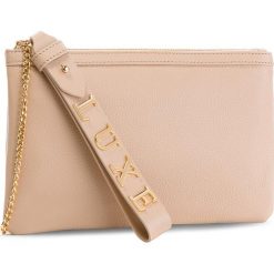 Torebka GUESS - HWMADA L8474 NUD. Brązowe torebki klasyczne damskie Guess, z aplikacjami, ze skóry. Za 559,00 zł.
