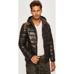 Pepe Jeans - Kurtka. Czarne płaszcze męskie Pepe Jeans, xl, bez wzorów, z poliesteru, krótkie, z kapturem. W wyprzedaży za 379,90 zł.