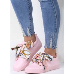 Różowe Buty Sportowe Dangerous Night. Brązowe buty sportowe damskie marki vices. Za 79,99 zł.