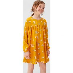 Mango Kids - Sukienka Tinda 110-164 cm. Żółte sukienki dziewczęce Mango Kids, bez wzorów, z wiskozy, casualowe, z długim rękawem, długie, mini, proste. Za 99,90 zł.