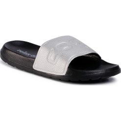 Klapki COQUI - Cleo 7062-100-2299 Black/Silver. Szare klapki damskie Coqui, bez wzorów, ze skóry ekologicznej, bez obcasa. W wyprzedaży za 49,00 zł.